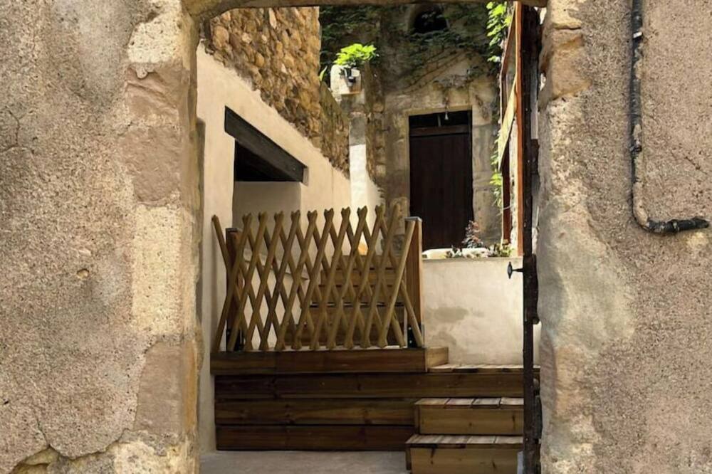 Photo of Outdoor in Roujan