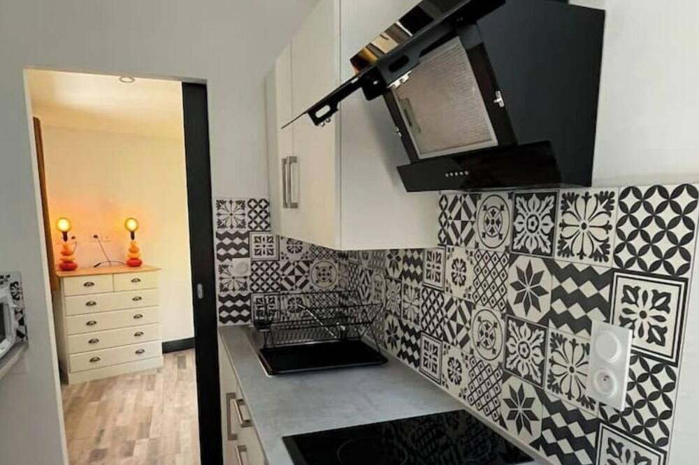 Photo of Kitchen in Roujan