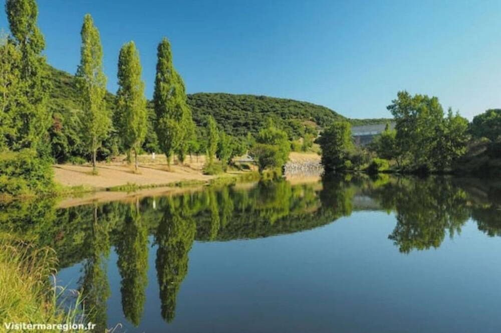 Photo of Outdoor in Roujan