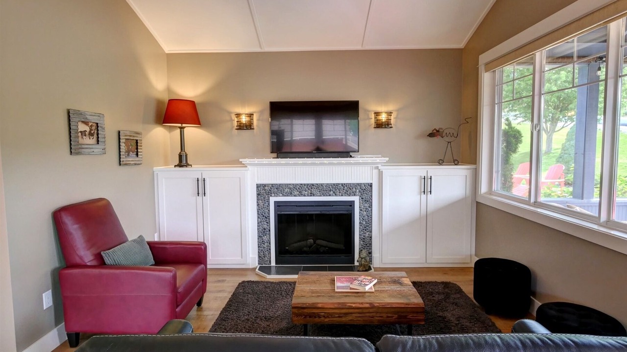 Photo of Livingroom in Oroville