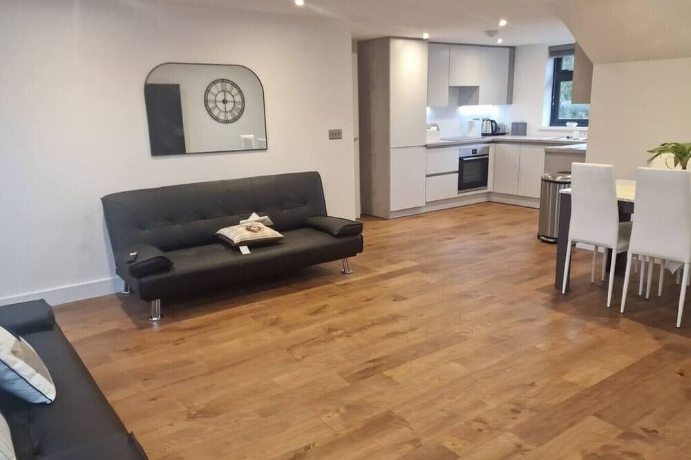 Photo of Others in Purley