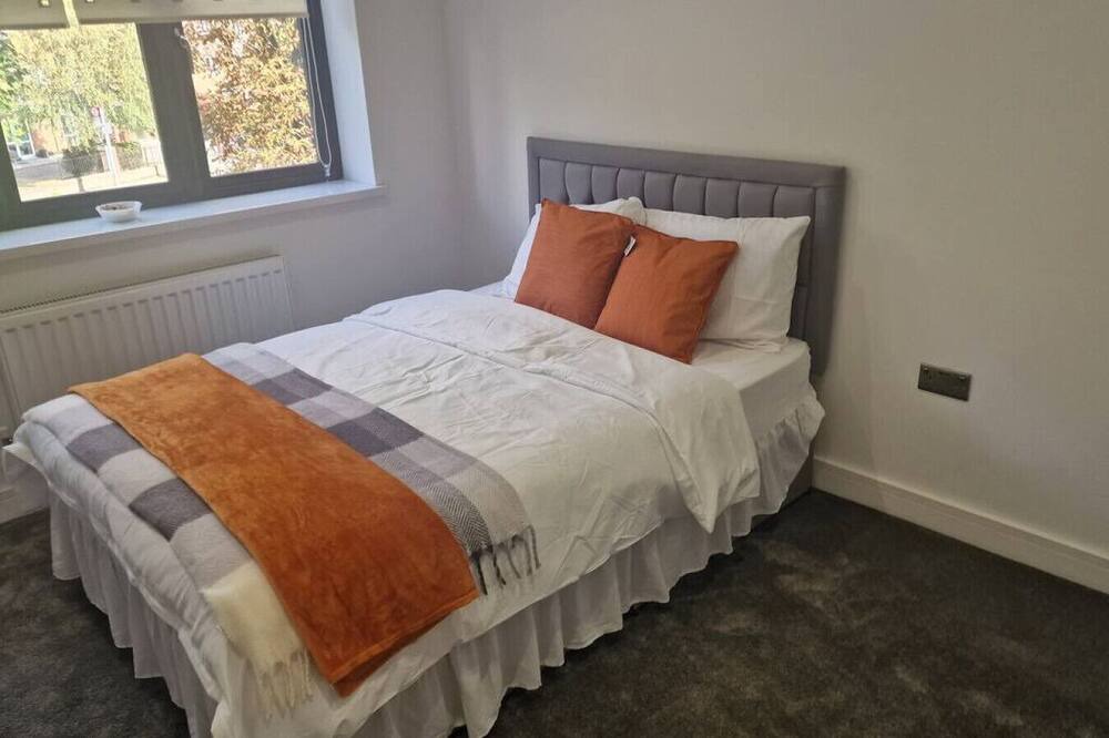 Photo of Others in Purley