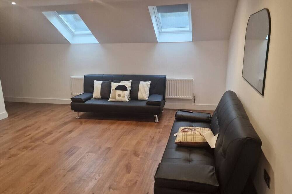 Photo of Others in Purley