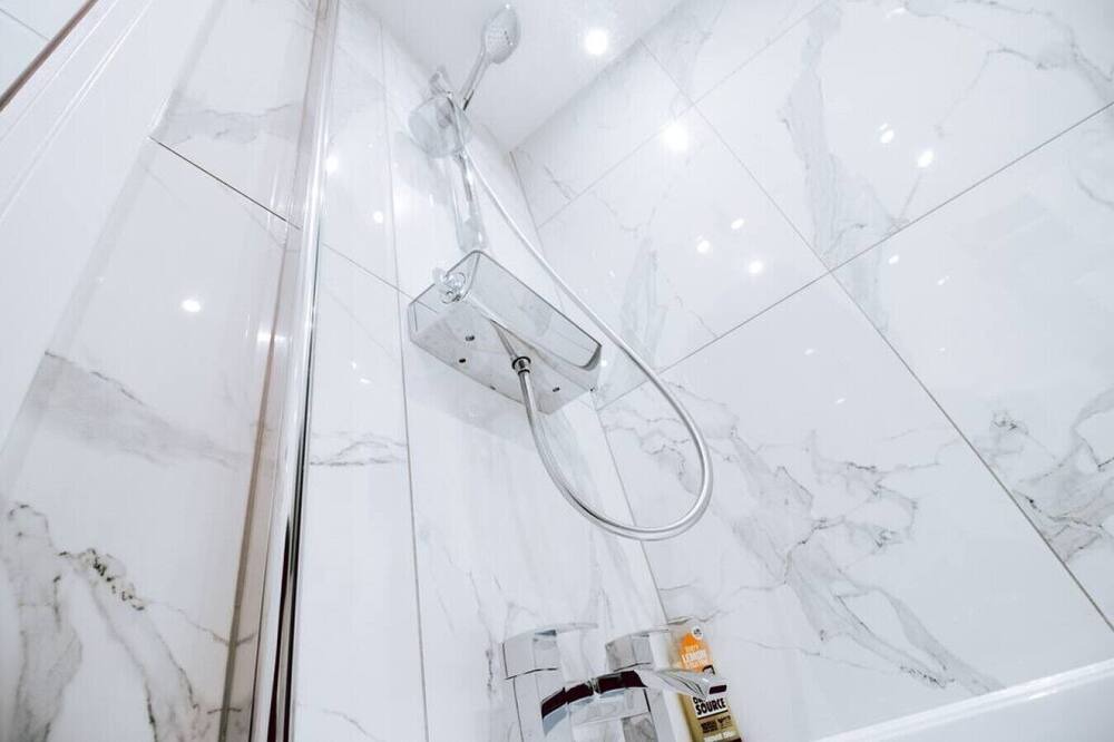 Photo of Others in Purley