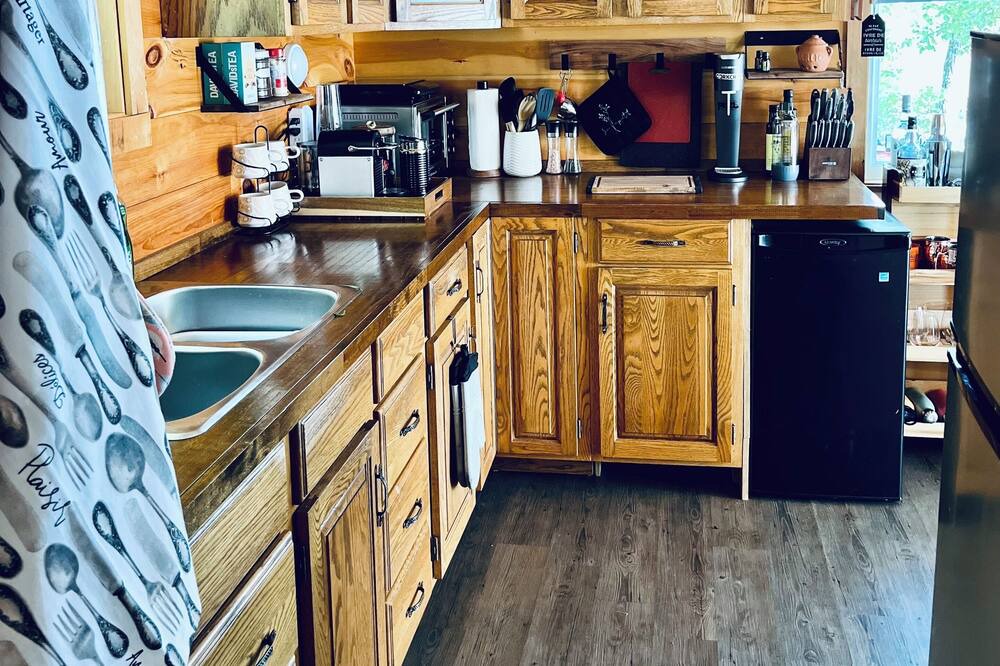 Photo of Kitchen in Mansfield-et-Pontefract