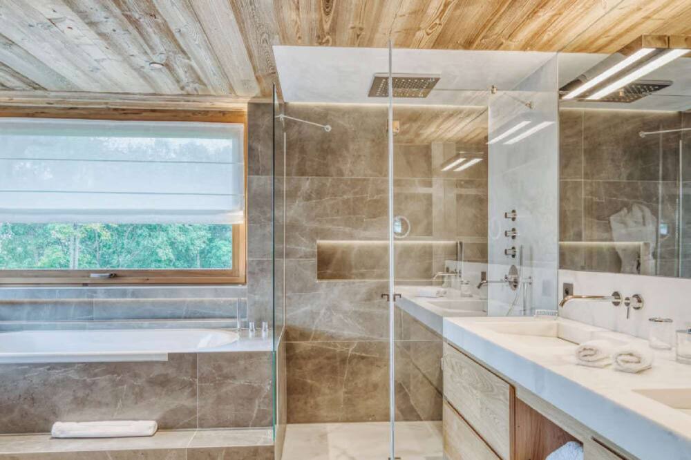Photo of Bathroom in Saas-Fee