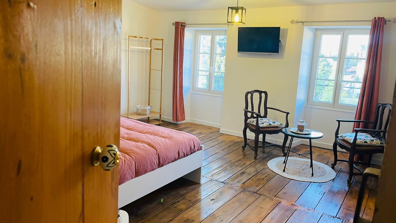 Photo of Bedroom in Jarnac