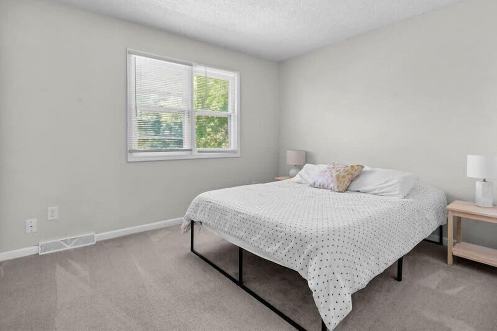 Photo of Others in Clive