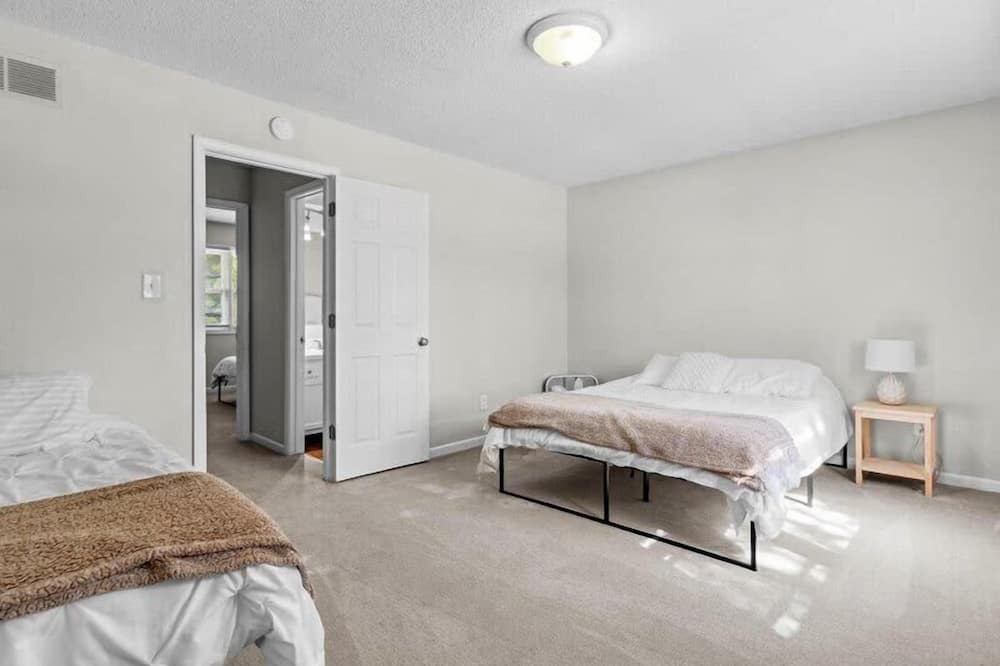 Photo of Others in Clive