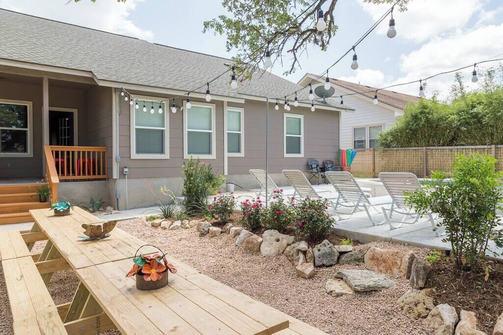 Photo of Patio Balcony in Apache Shores