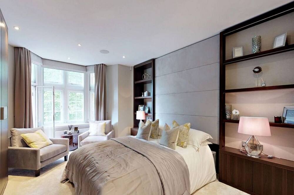 Photo of Bedroom in St. Pancras and Somers Town