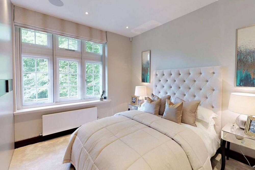 Photo of Bedroom in St. Pancras and Somers Town