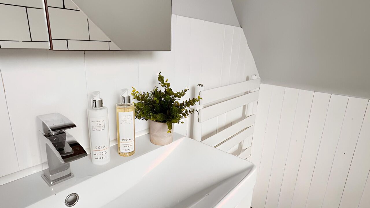 Photo of Others in Reading