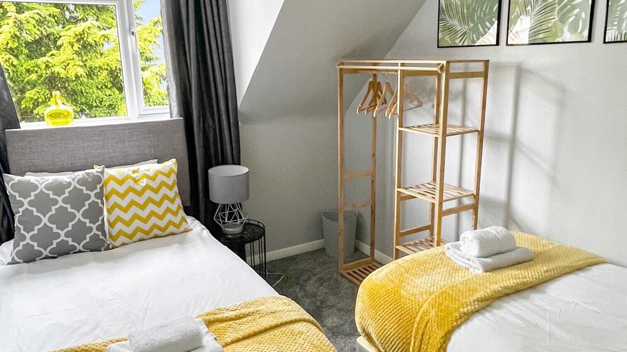 Photo of Others in Reading