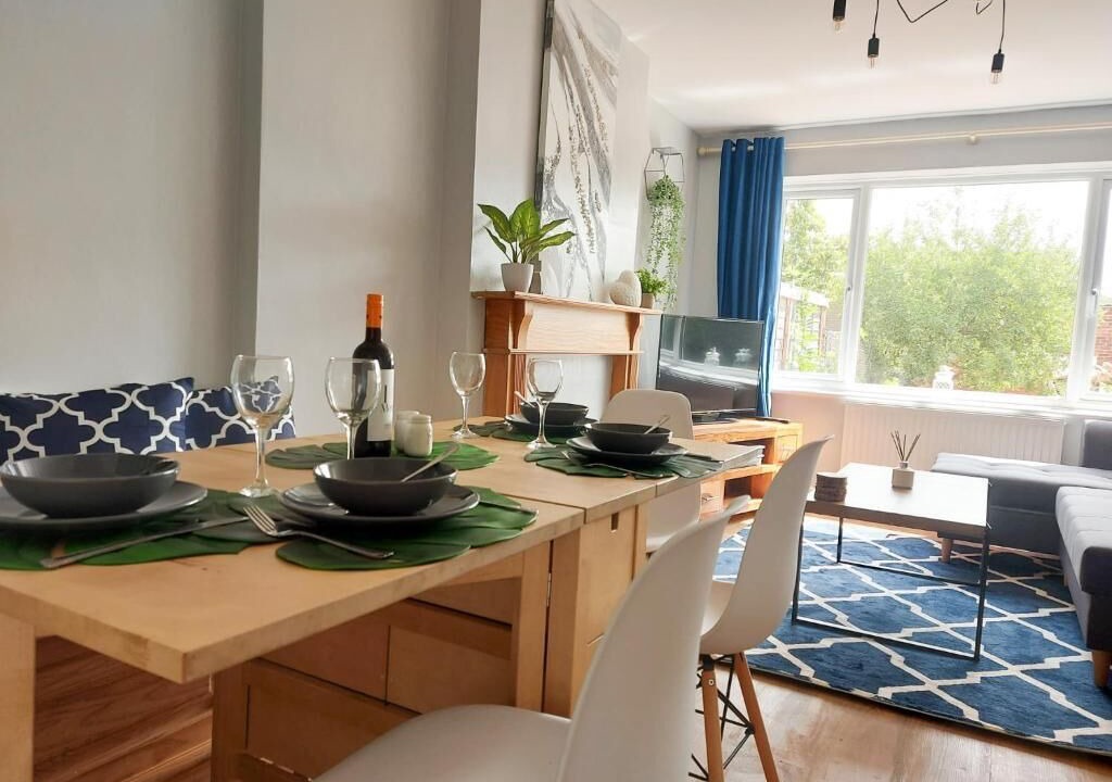 Photo of Others in Reading