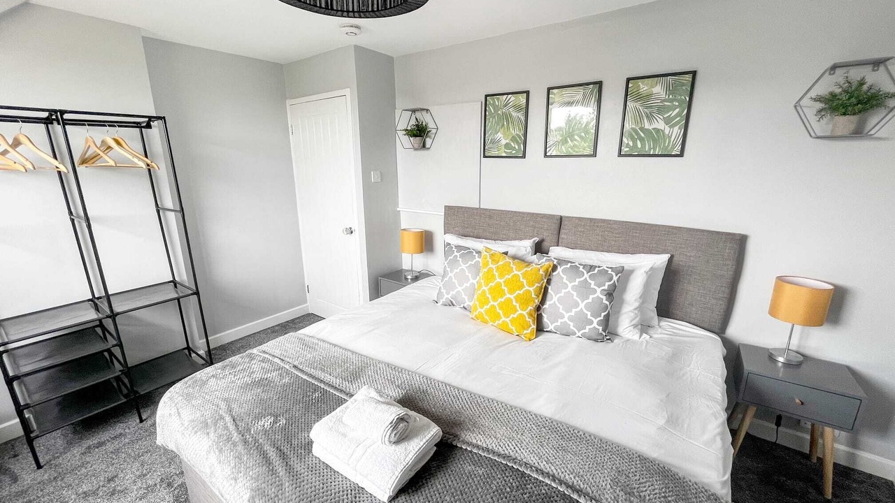 Photo of Others in Reading