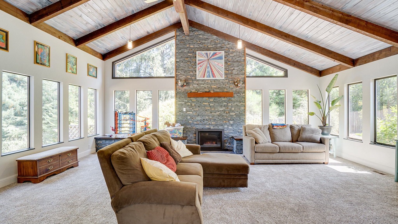 Photo of Livingroom in Jacoby Creek