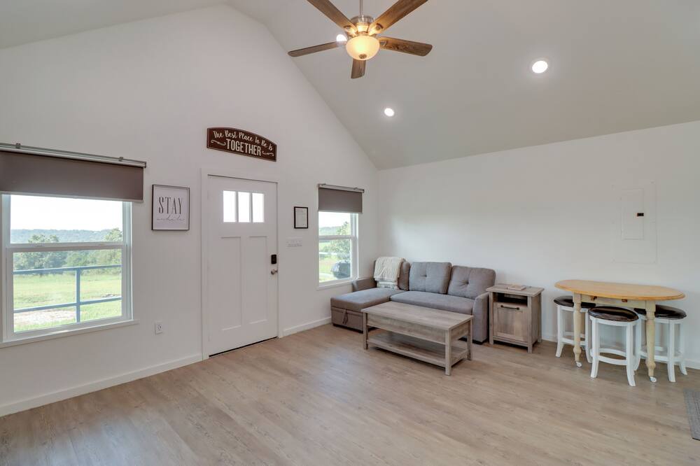 Photo of Bedroom in Compton