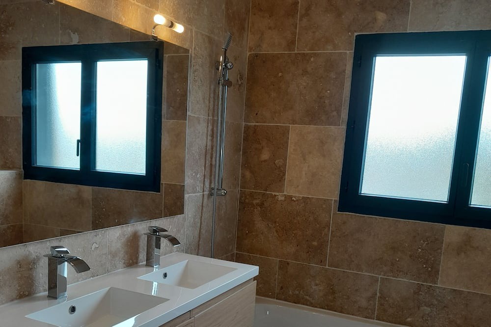 Photo of Bathroom in Bressols