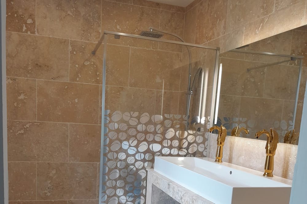 Photo of Bathroom in Bressols