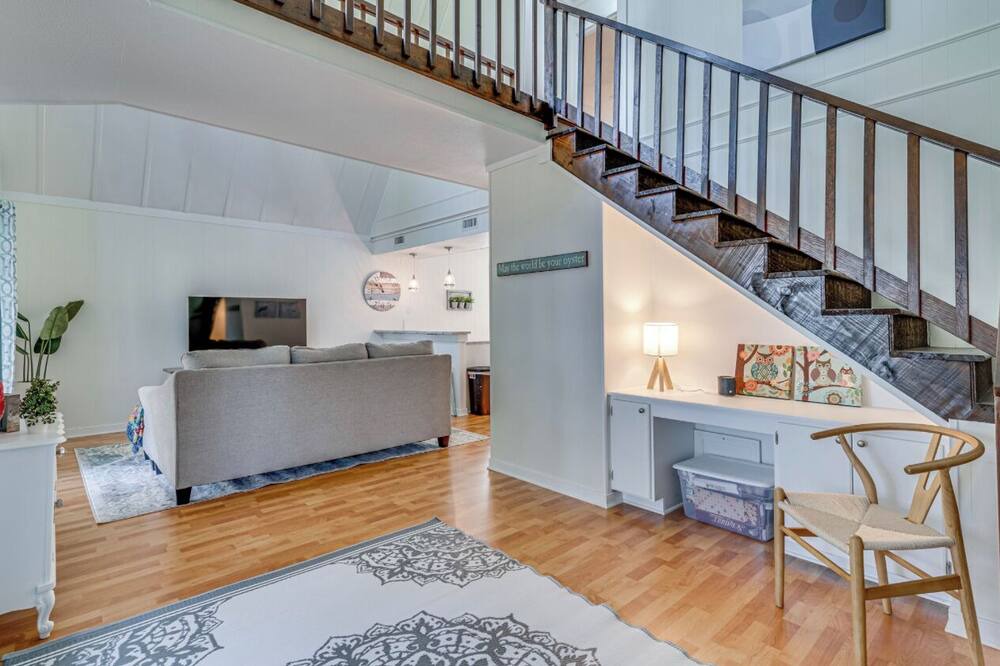 Photo of Others in Coles Point