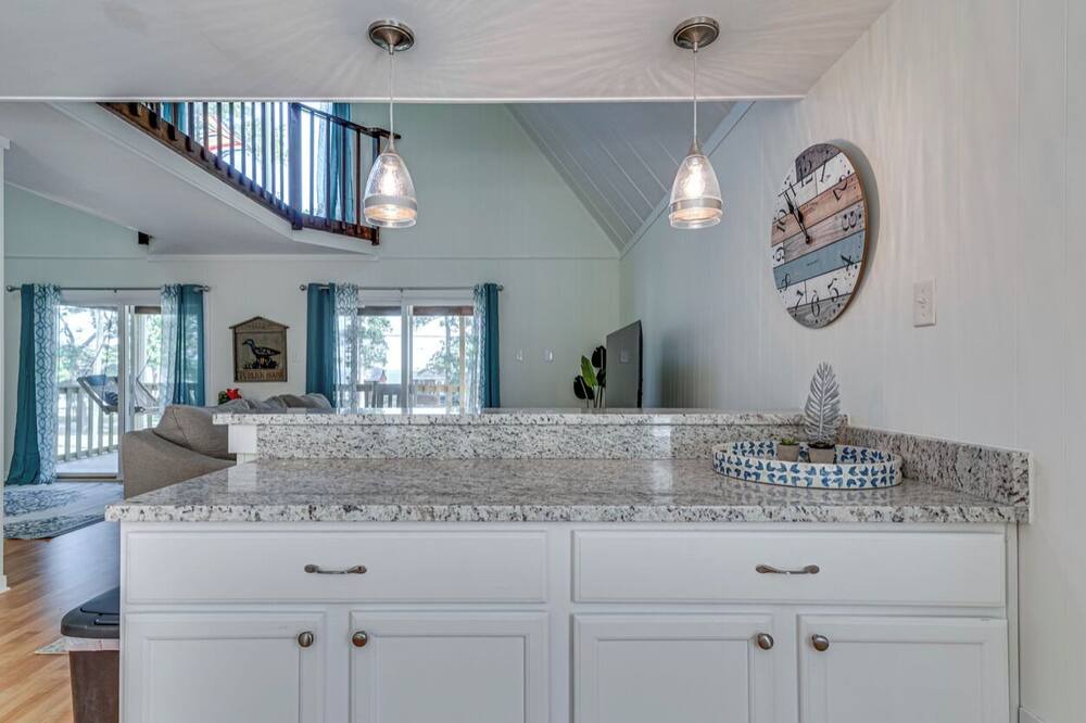 Photo of Kitchen in Coles Point