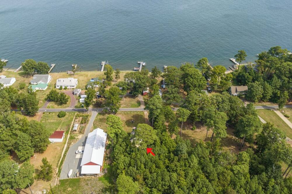 Photo of Outdoor in Coles Point