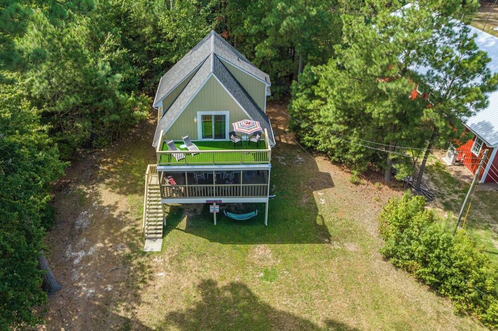 Photo of Outdoor in Coles Point