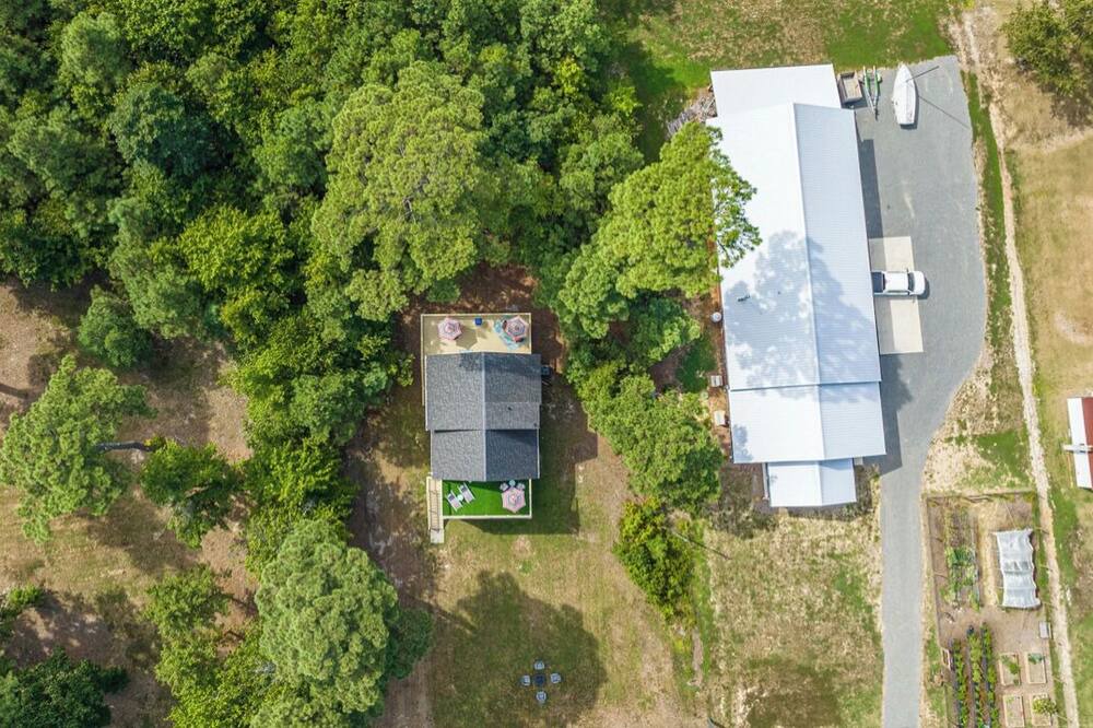 Photo of Outdoor in Coles Point