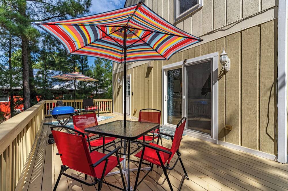 Photo of Outdoor in Coles Point