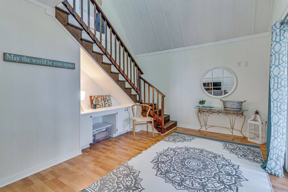 Photo of Others in Coles Point