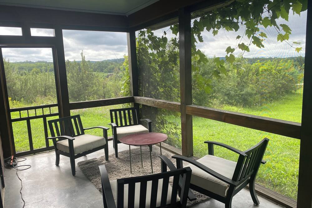Photo of Outdoor in Hollowville