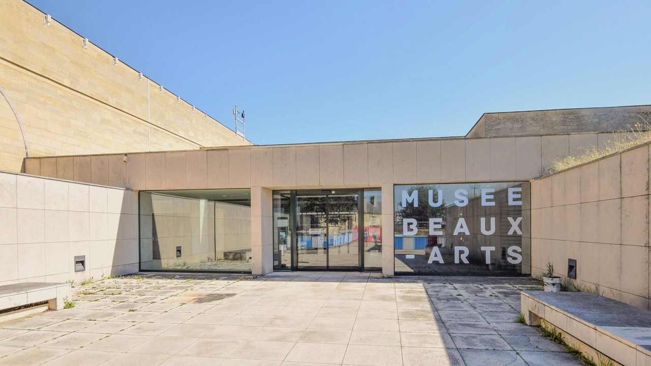 Photo of Outdoor in Claude Decaen