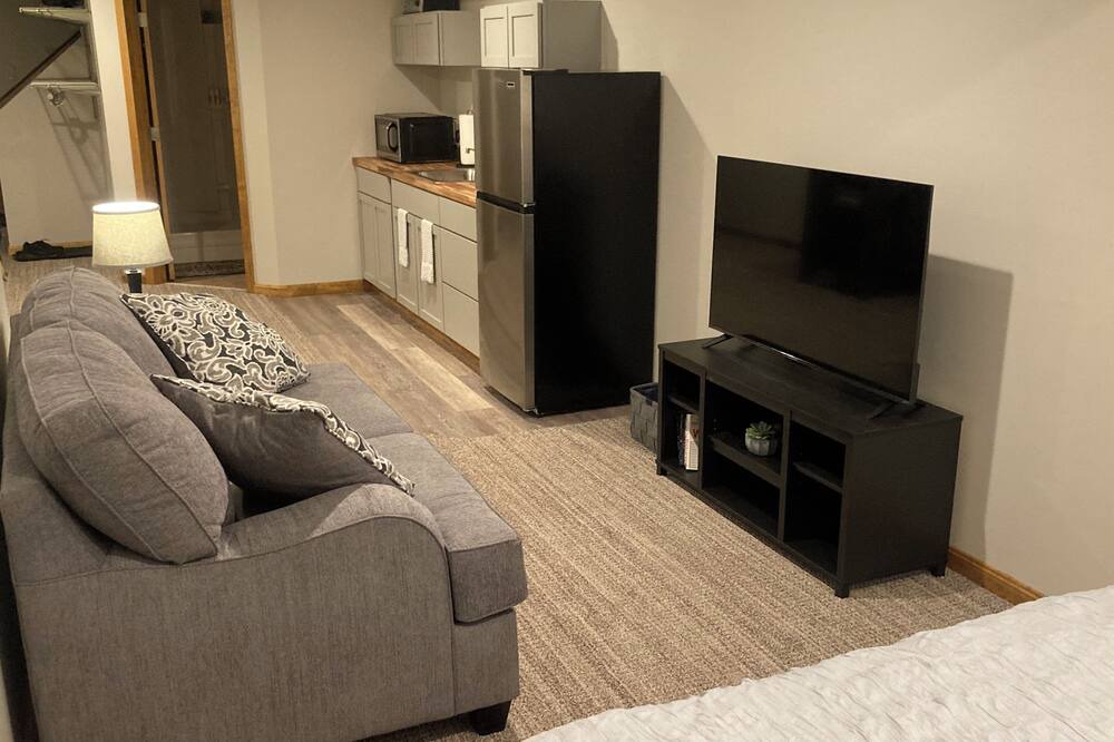 Photo of Livingroom in Hudson