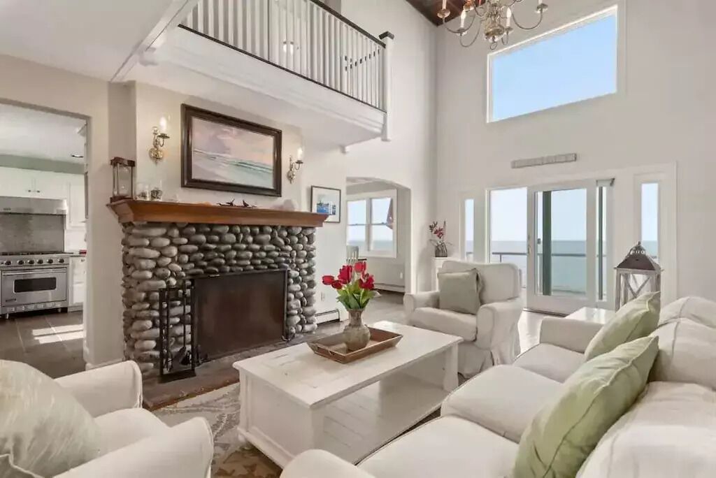 Photo of Livingroom in Minot