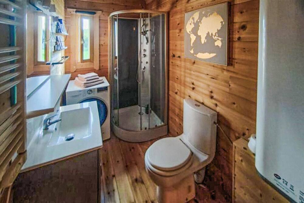 Photo of Bathroom in Bourbourg