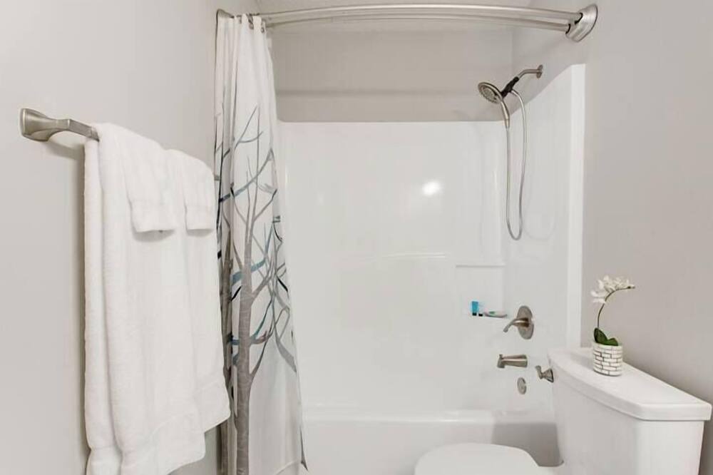 Photo of Bathroom in Northeast Raleigh