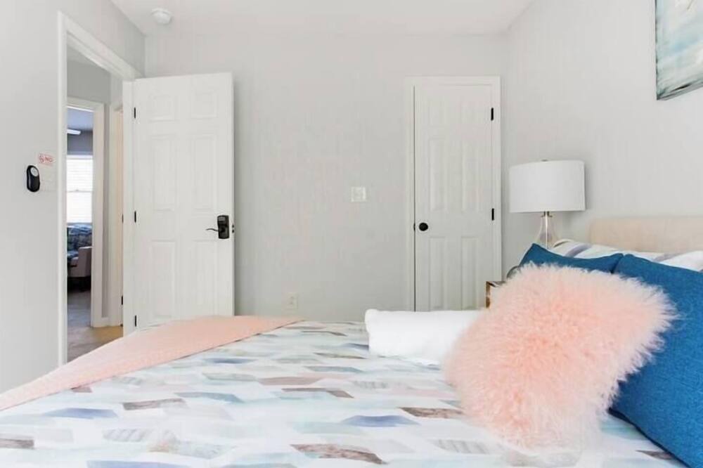 Photo of Bedroom in Northeast Raleigh