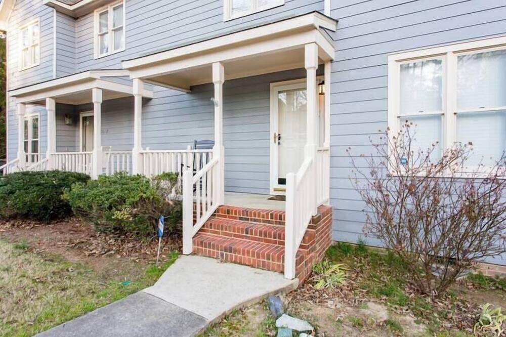 Photo of Outdoor in Northeast Raleigh