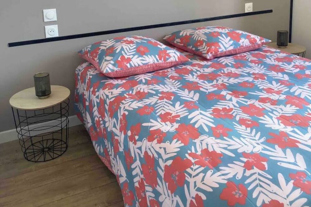 Photo of Bedroom in Pleumeur-Gautier