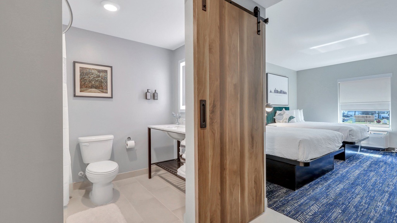 Photo of Bathroom in Garden City