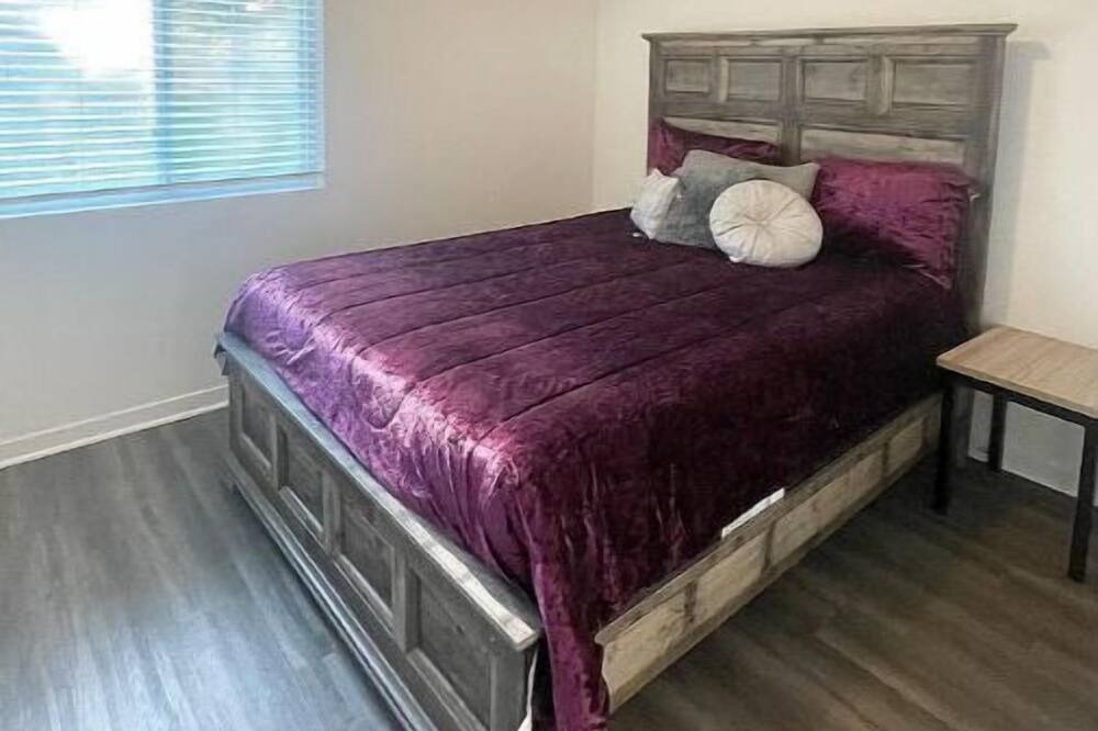Photo of Bedroom in Waterford