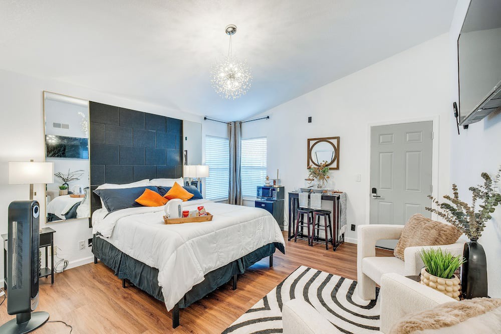 Photo of Bedroom in Rio Linda