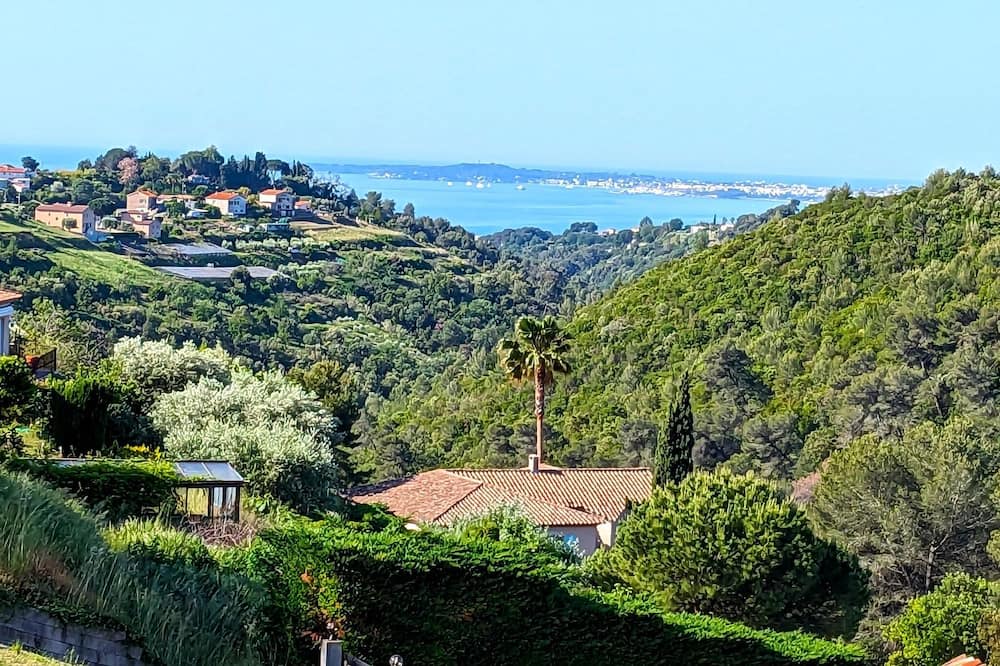 Photo of Others in Montaleigne