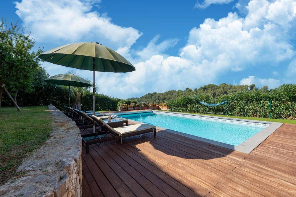 Photo of Outdoor in Montaleigne