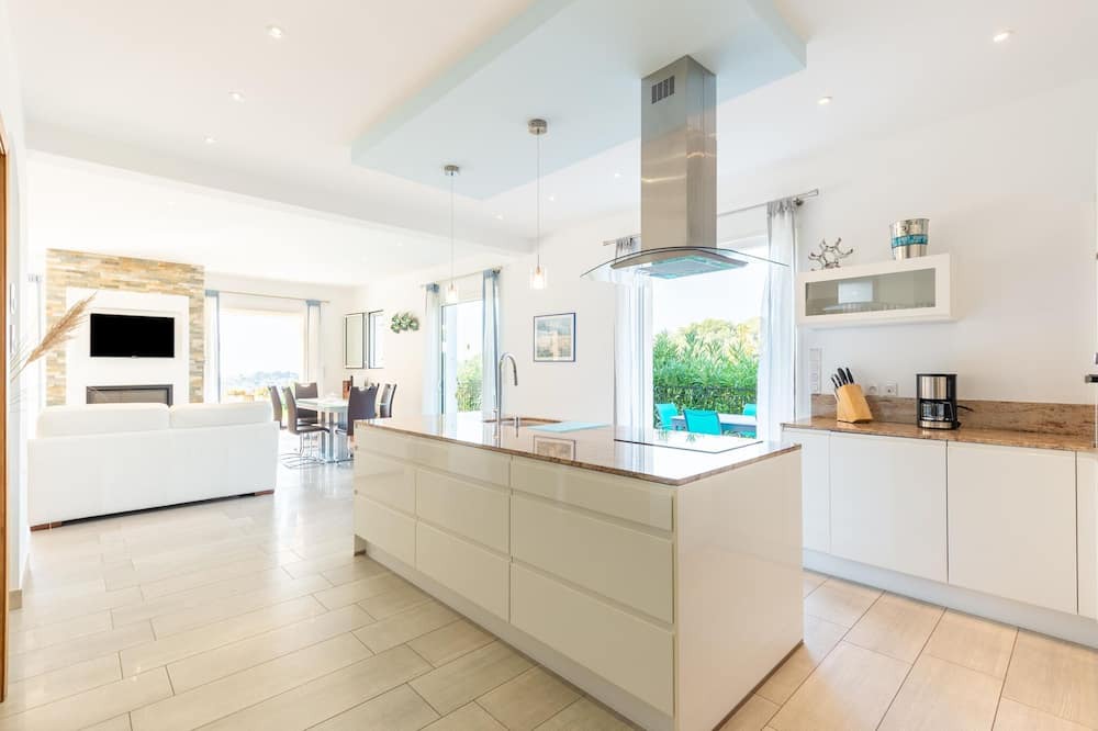 Photo of Others in Montaleigne