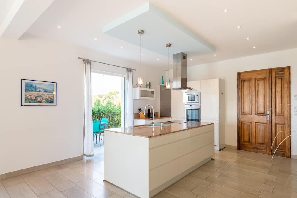 Photo of Others in Montaleigne