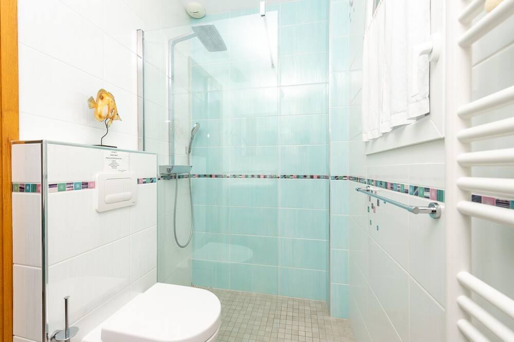 Photo of Bathroom in Montaleigne