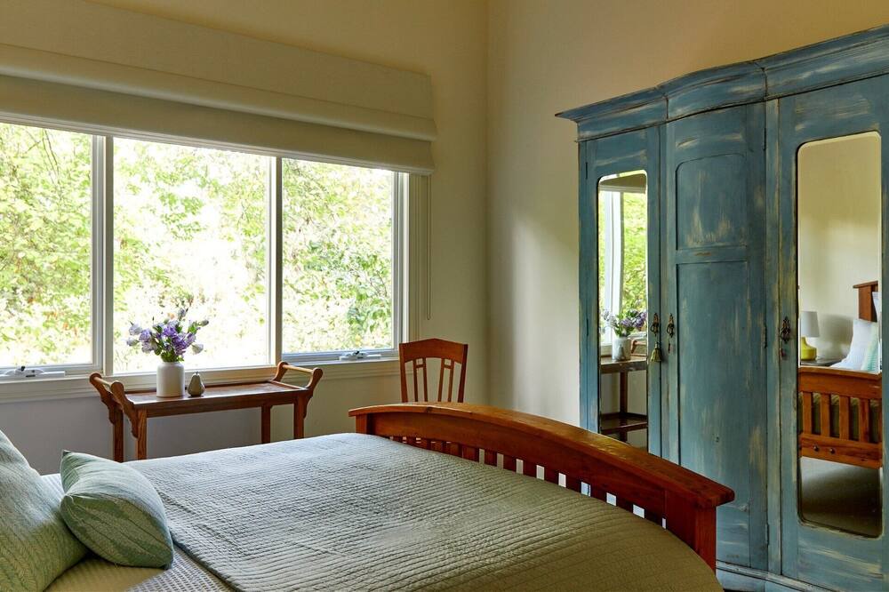 Photo of Bedroom in Hastings