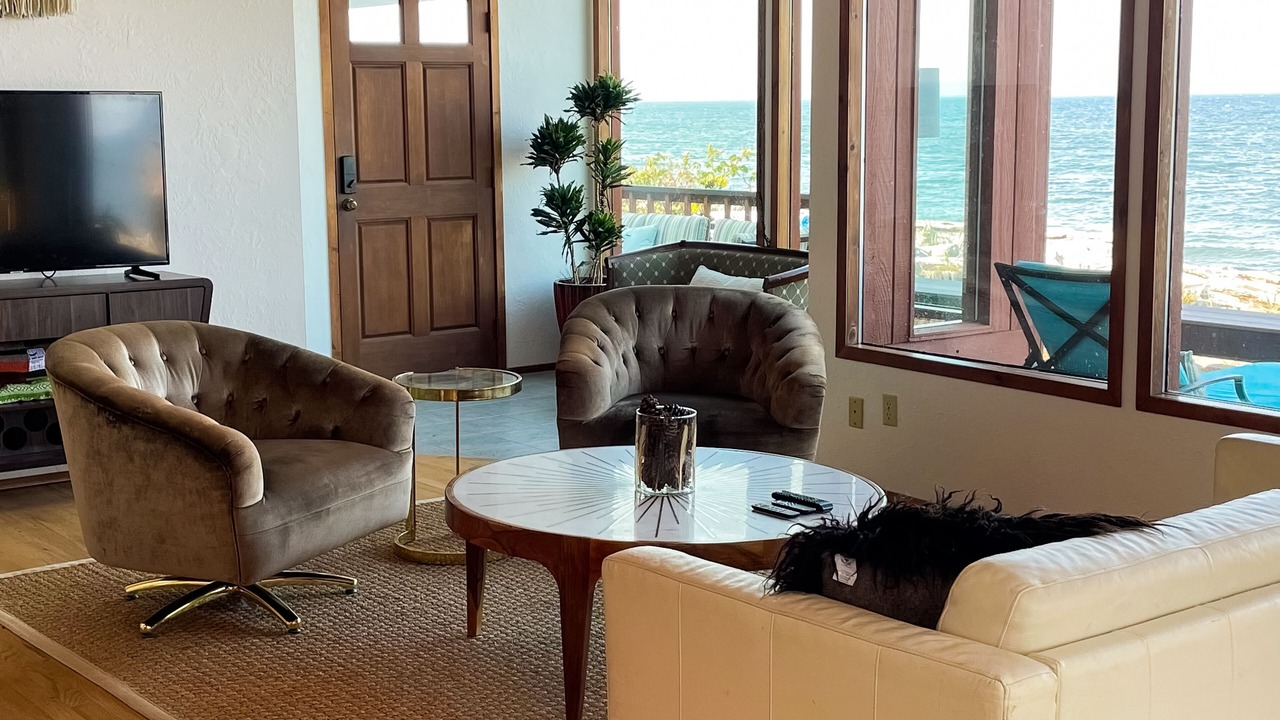 Photo of Livingroom in Kingston